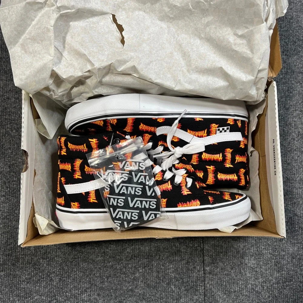 NEW Vans Skate Sk8-Hi Thrasher Mens 10 / 11.5 Wmns Black Multi Flame VN0A5FCCBML